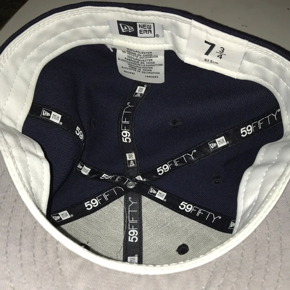 New Era 59FIFTY Brooklyn Script Navy Blue Fitted Hat Cap Size 7 3/4 NYC